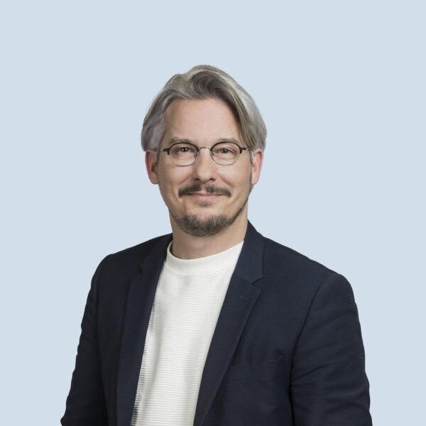 Emmanuel Amoos