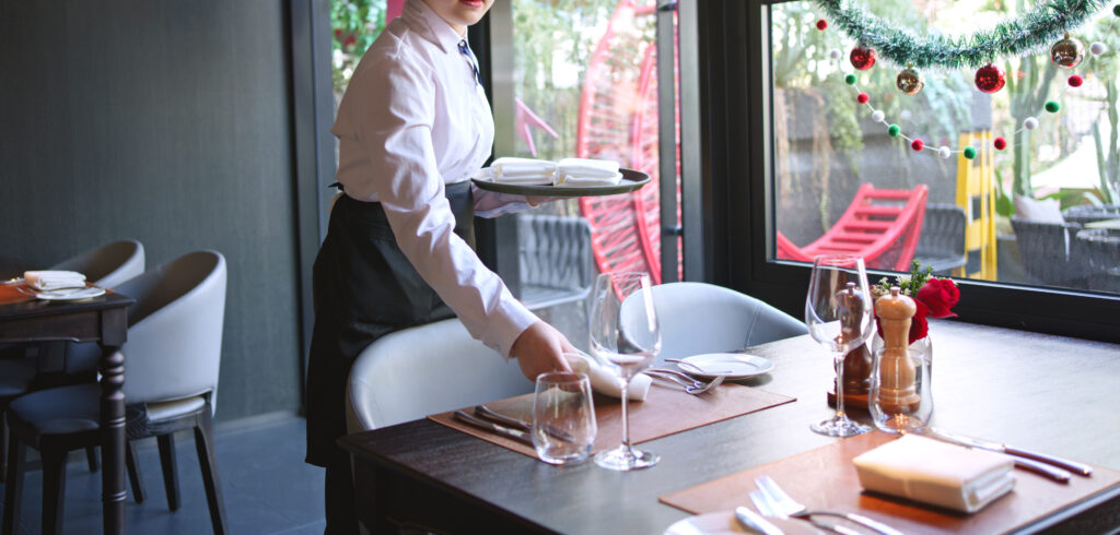 Serveuse dans la restauration